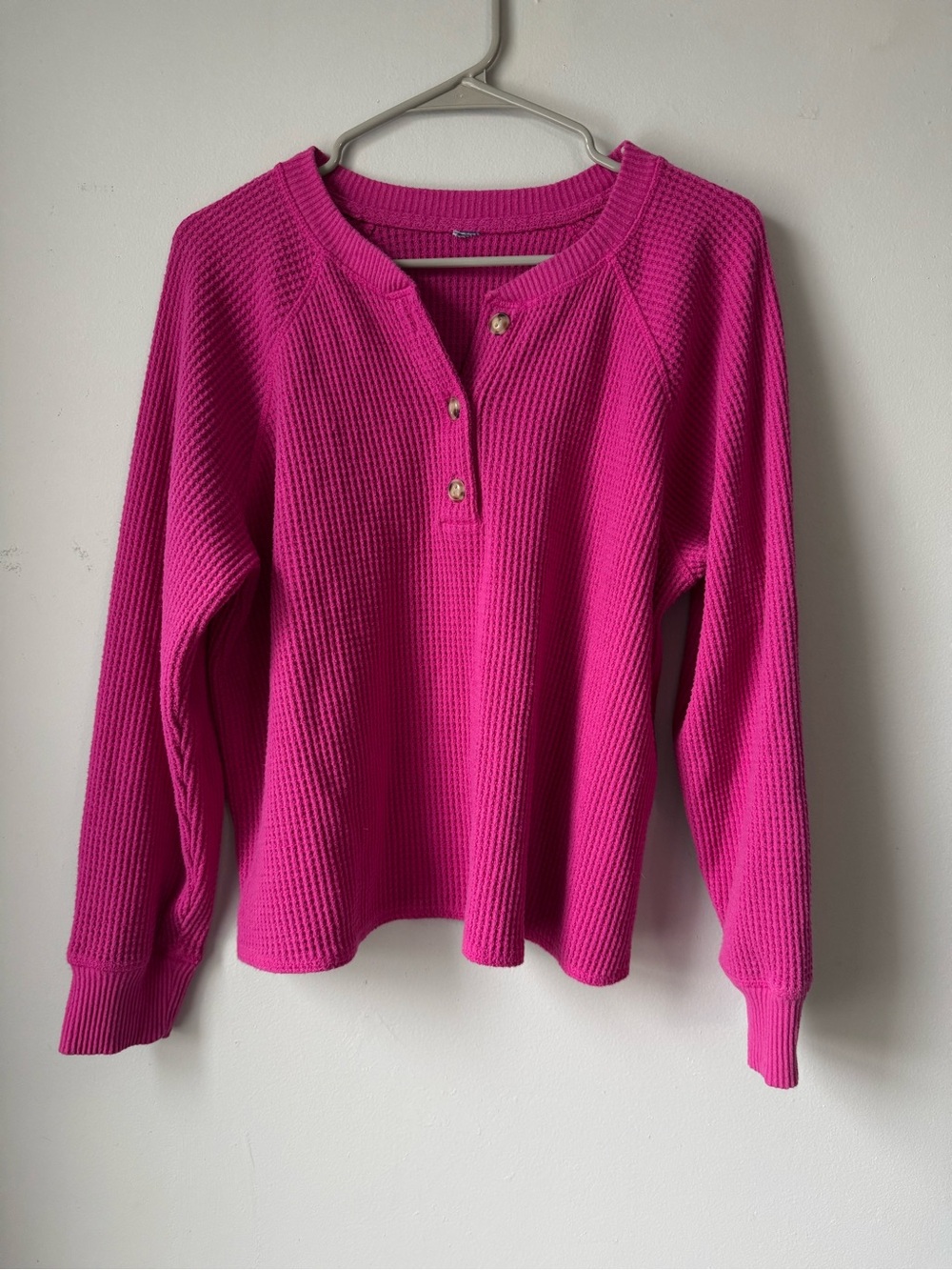 Old Navy Waffle Knit Henley Long Sleeve Top Bright Fuchsia Pink Comfy Size L - Picture 1 of 7